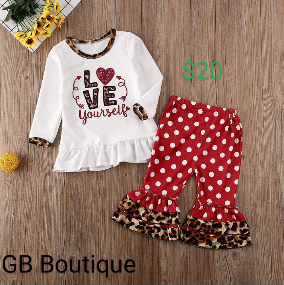 "love yourself" Valentine's outfit